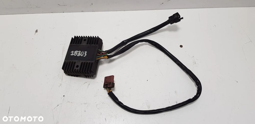 Piaggio MP3 250 Regulator Napięcia - 1