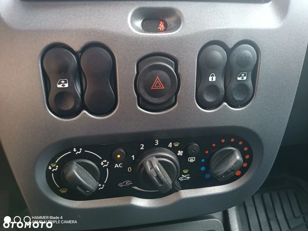 Dacia Duster 1.6 16V 4x2 Ambiance - 16