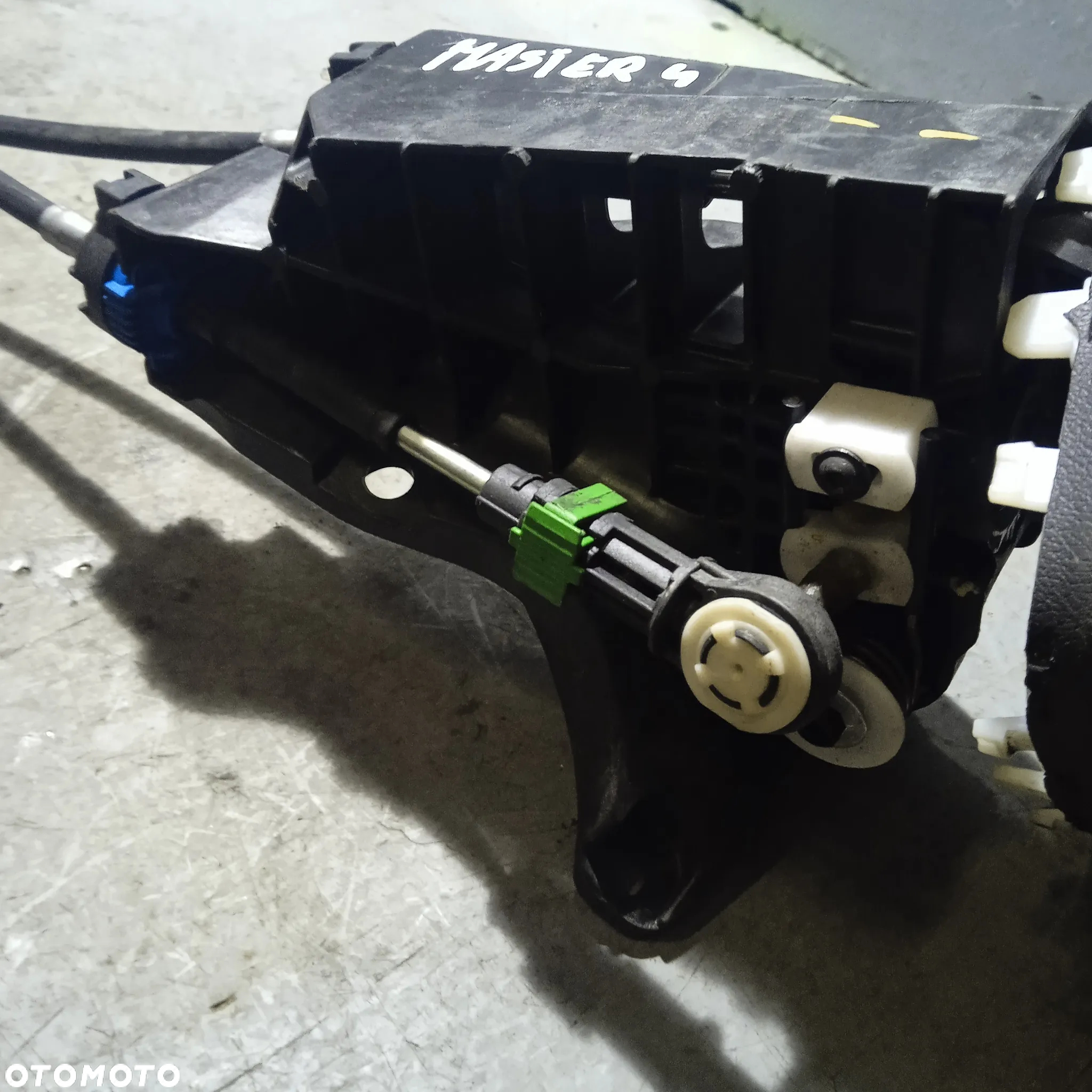 Wybierak master III IV 2.3 2020 - 8