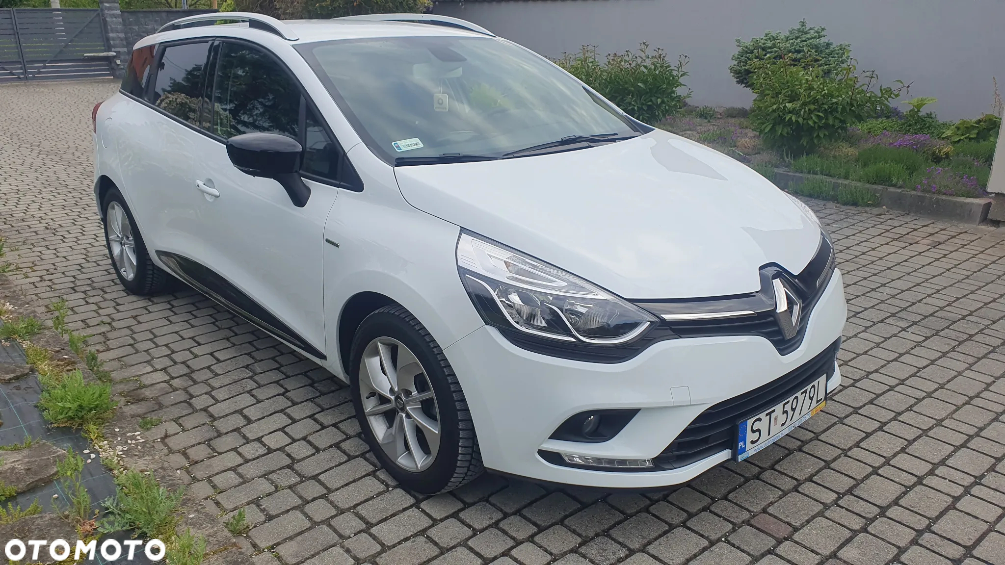 Renault Clio 1.2 Enegry TCe Limited Plus EDC - 2