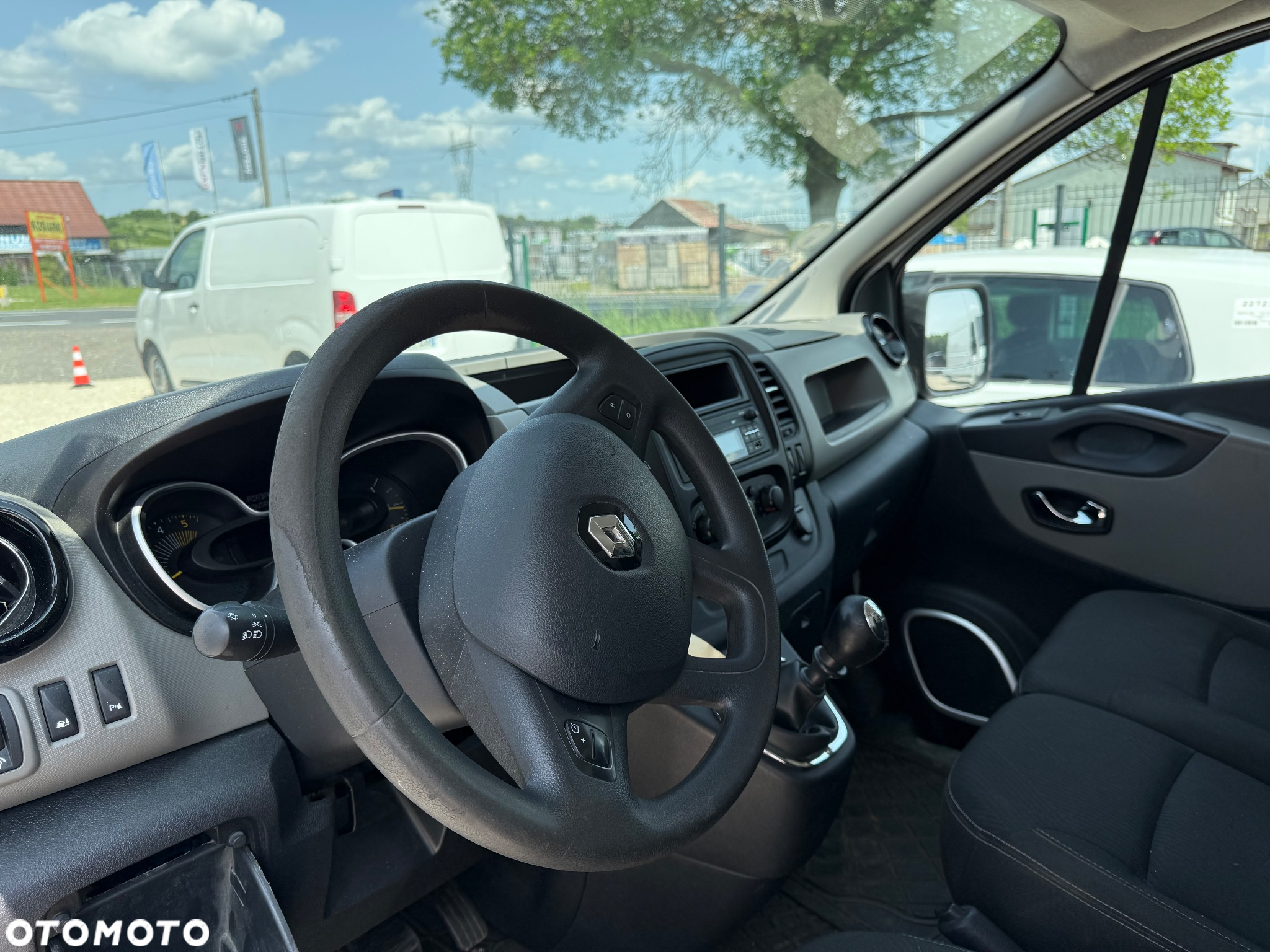 Renault Trafic - 8