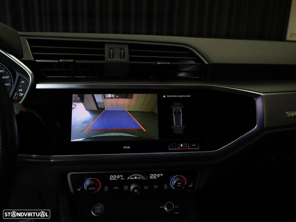 Audi Q3 40 TFSI quattro S tronic S line - 25