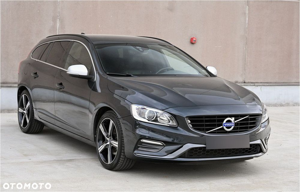 Volvo V60 D3 R-Design - 5