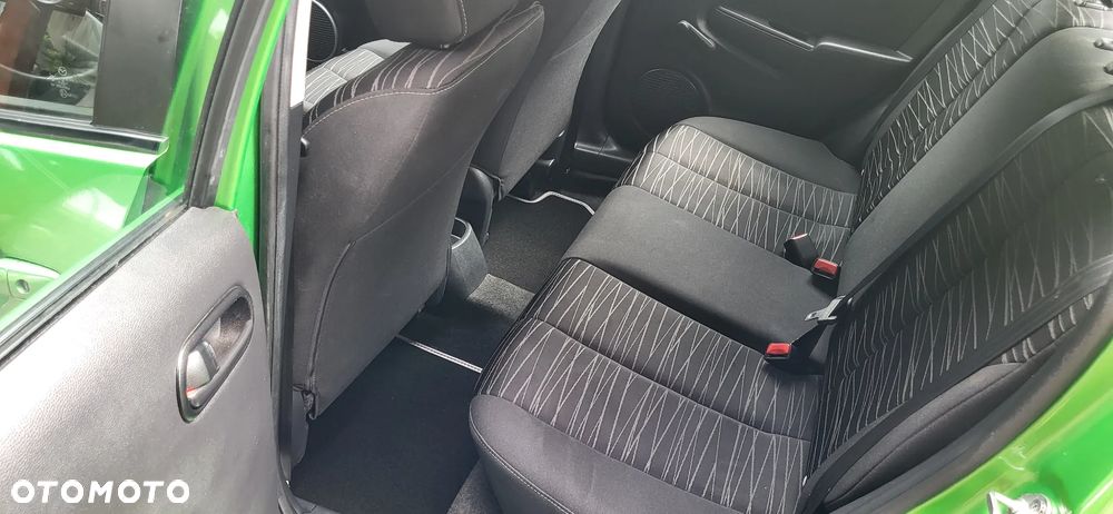 Mazda 2 - 28
