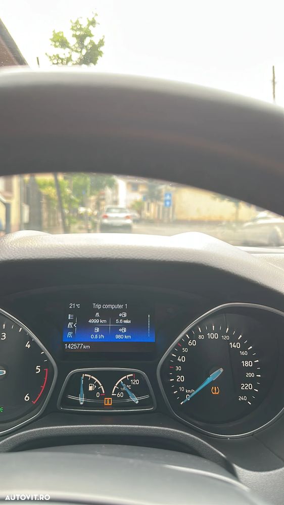 Ford Focus 1.6 TDCi DPF Trend - 11
