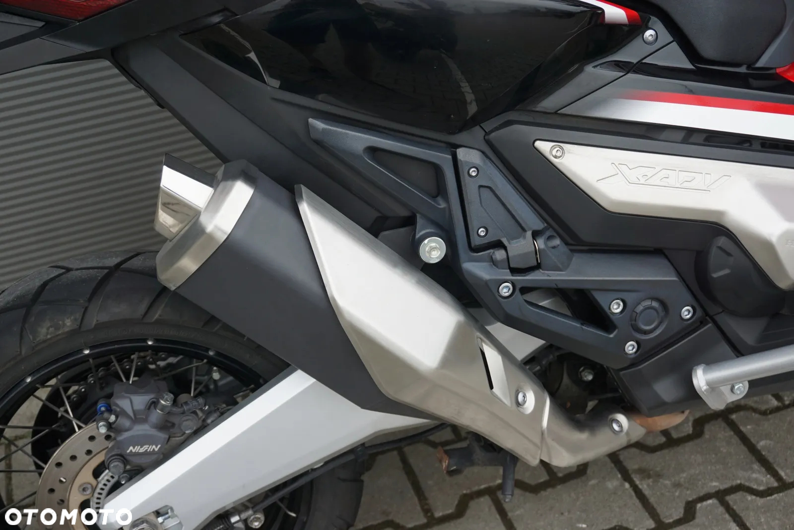 Honda X-ADV - 12