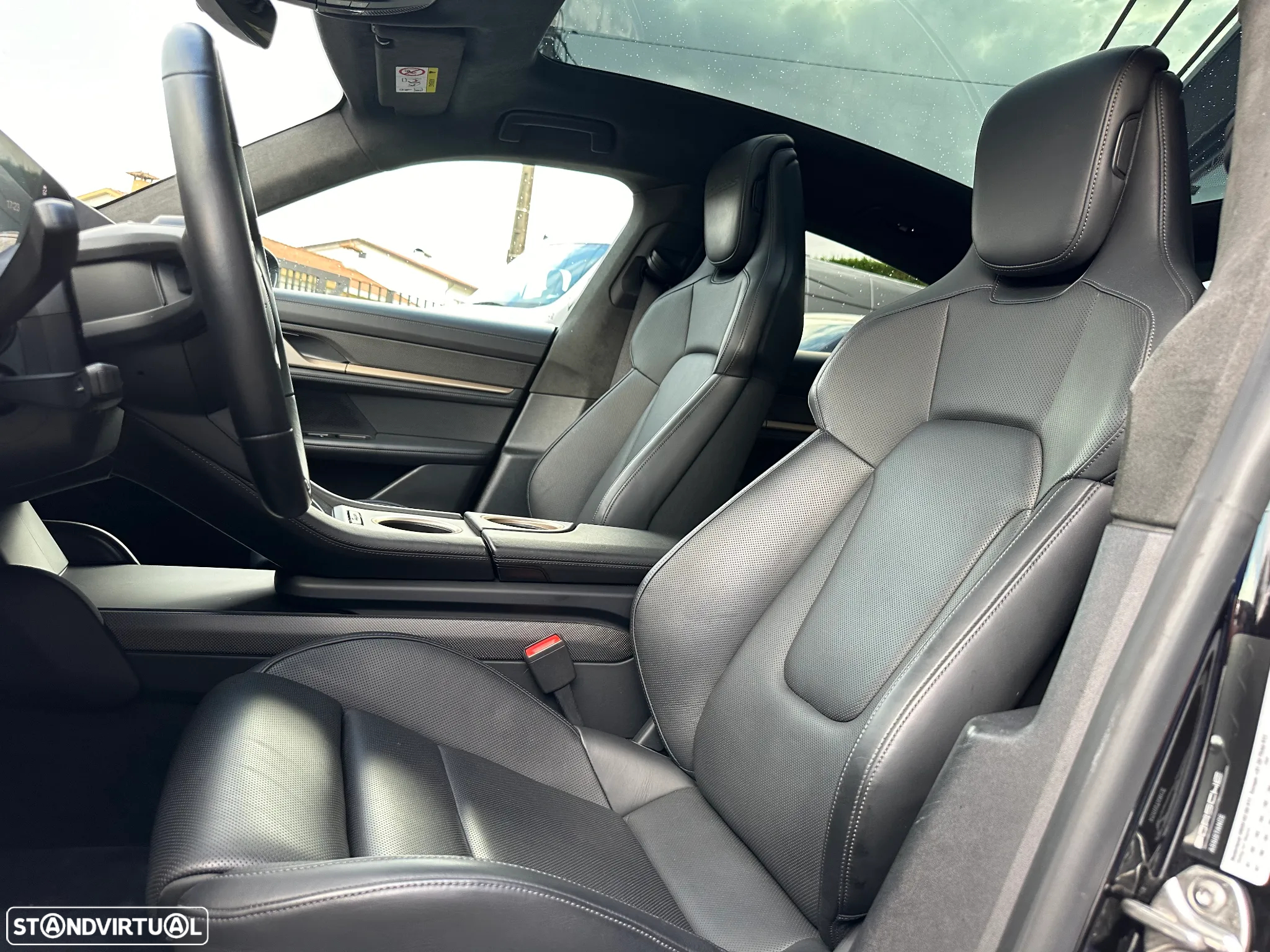 Porsche Taycan Turbo S - 20
