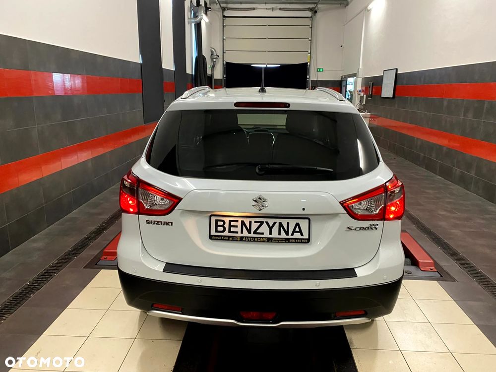 Suzuki SX4 S-Cross 1.6 VVT CVT 4x2 Comfort - 9