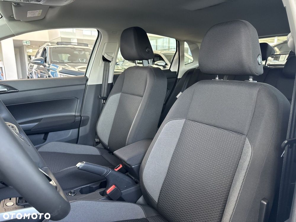 Volkswagen Polo - 12