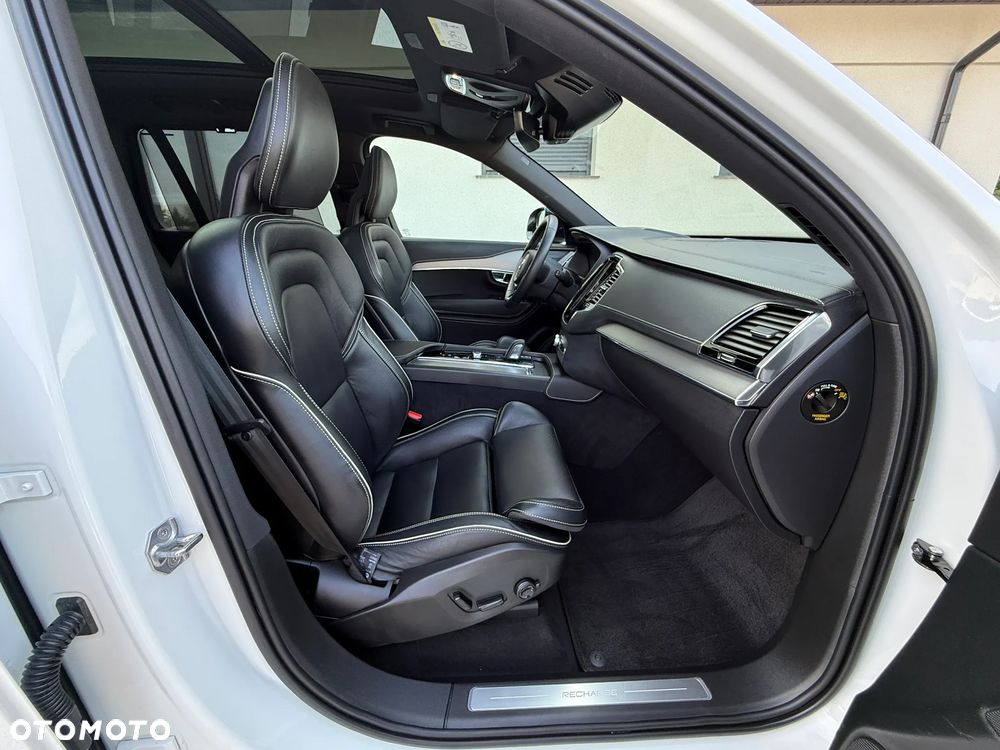 Volvo XC 90 T8 AWD Plug-In Hybrid R-Design 7os - 37