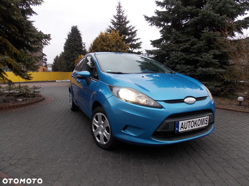 Ford Fiesta 1.4 Champions Edition - 8