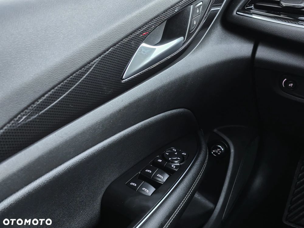 Opel Insignia - 16