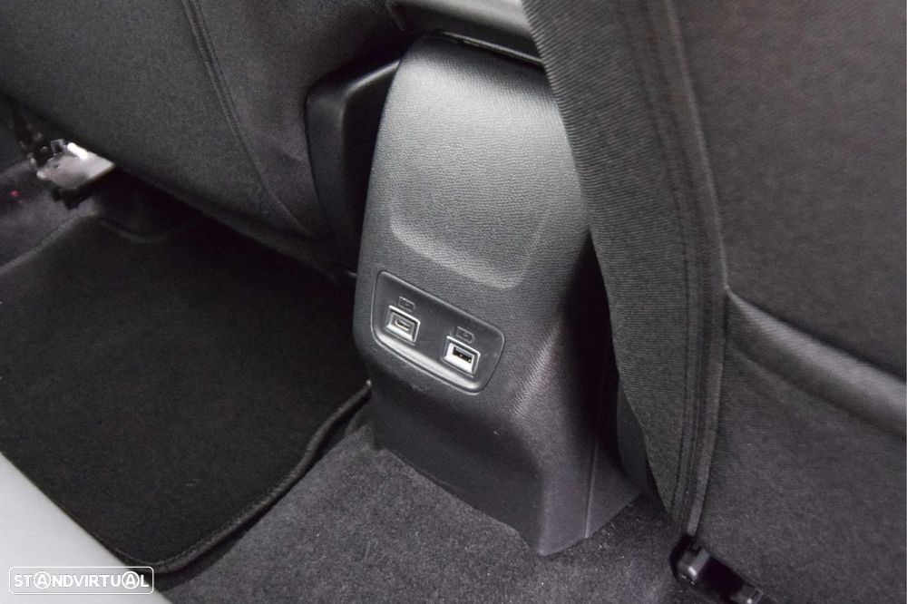 Peugeot 208 1.2 Hybrid Allure e-DCS6 - 15