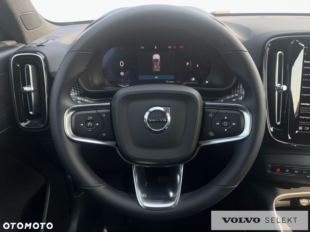 Volvo XC 40 - 29