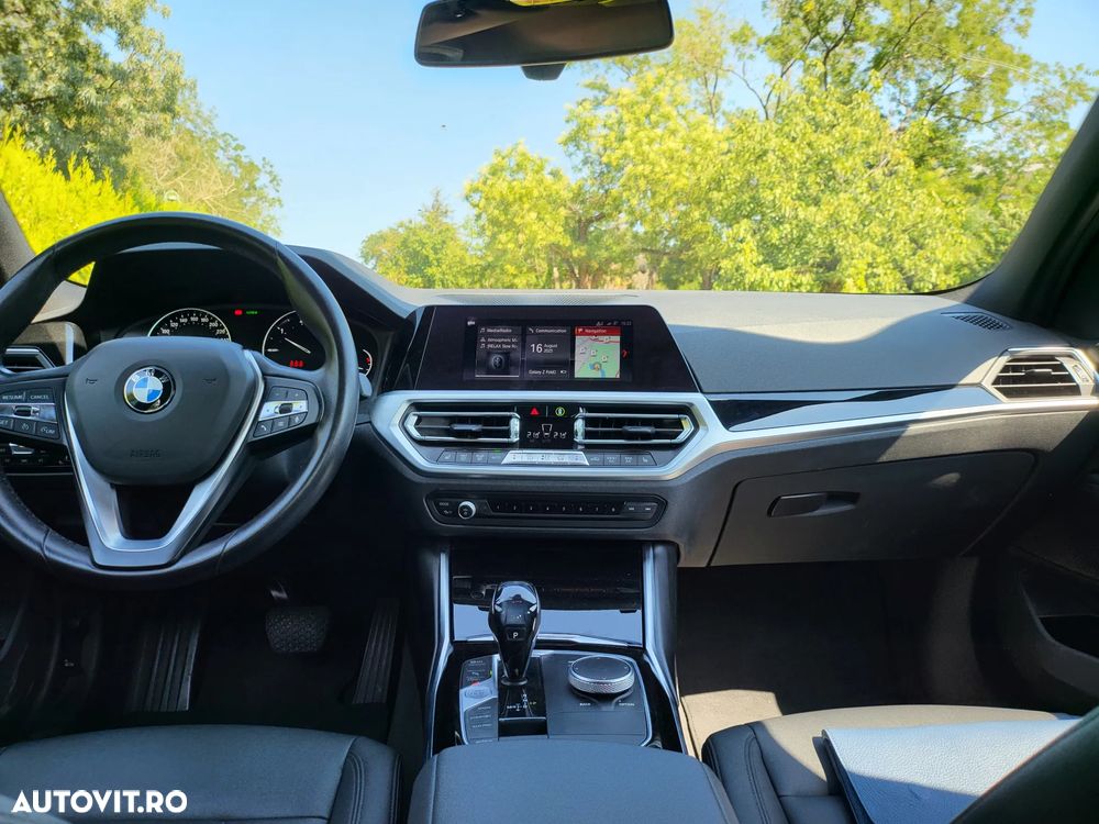 BMW Seria 3 318d AT MHEV - 8