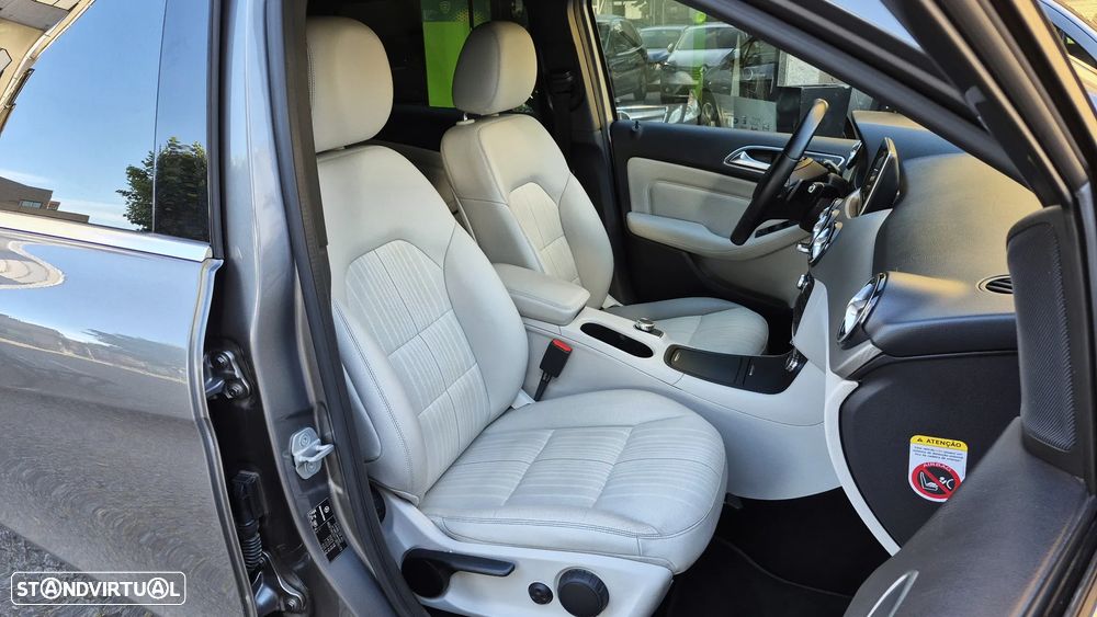 Mercedes-Benz B 200 CDI BlueEFFICIENCY Aut. - 14