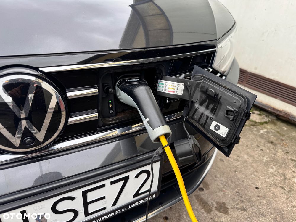Volkswagen Passat Variant 1.5 e-Hybrid OPF DSG Business - 39