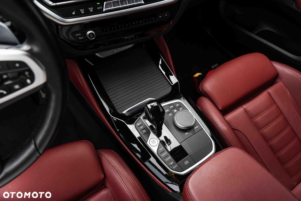 BMW X4 xDrive20d mHEV M Sport sport - 23