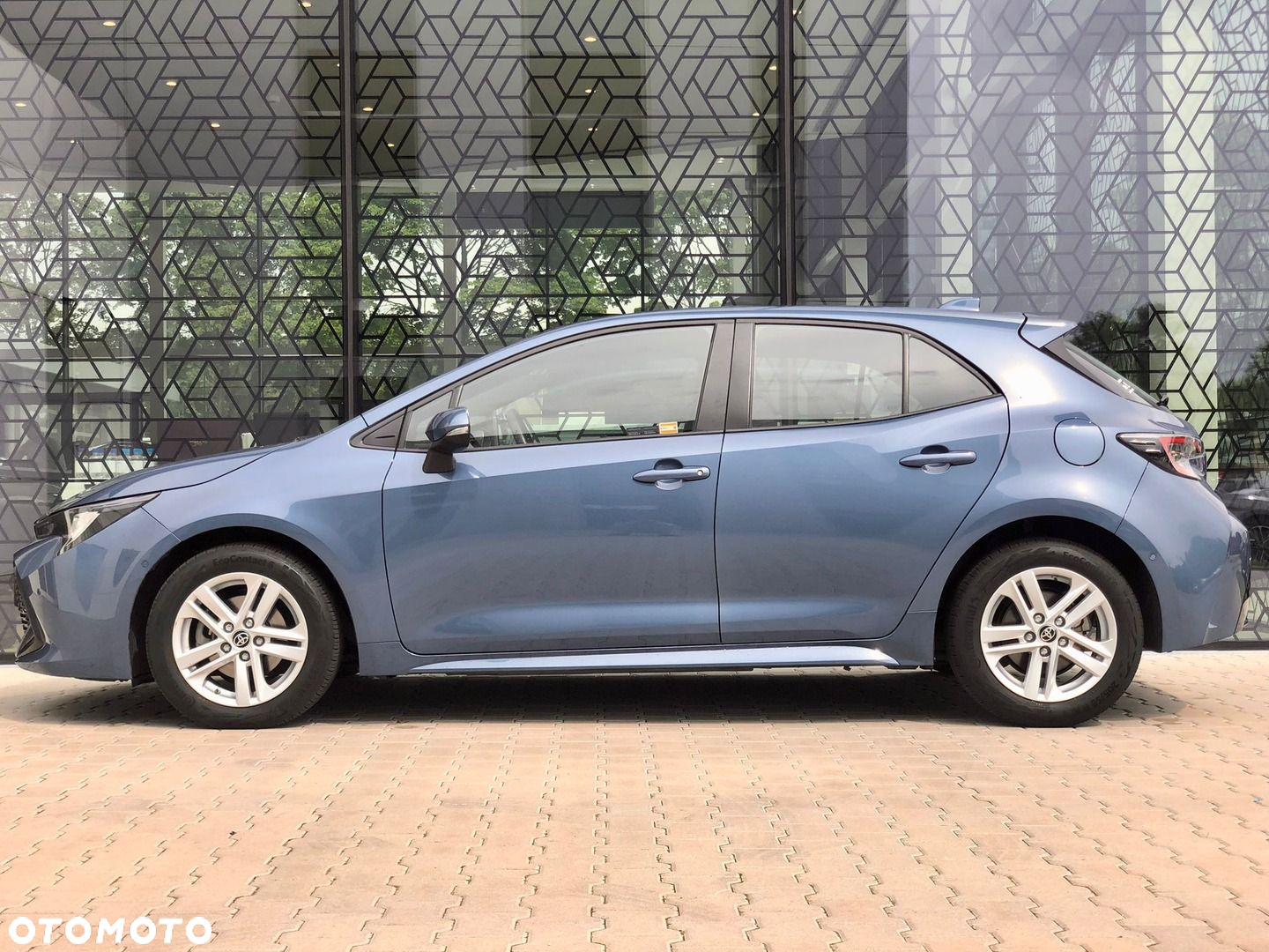 Toyota Corolla - 3