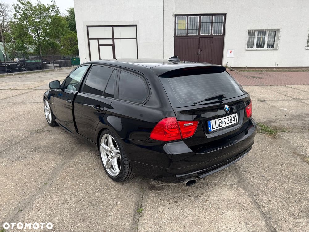 BMW Seria 3 320d - 4