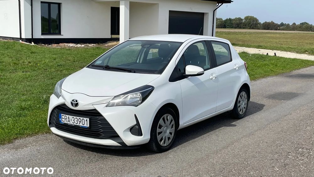 Toyota Yaris 1.5 Active - 2