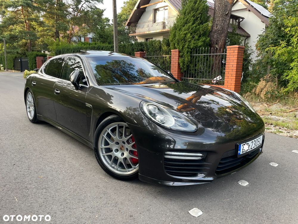 Porsche Panamera Turbo Executive PDK - 4