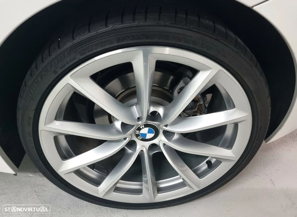 BMW Z4 23 i - 8