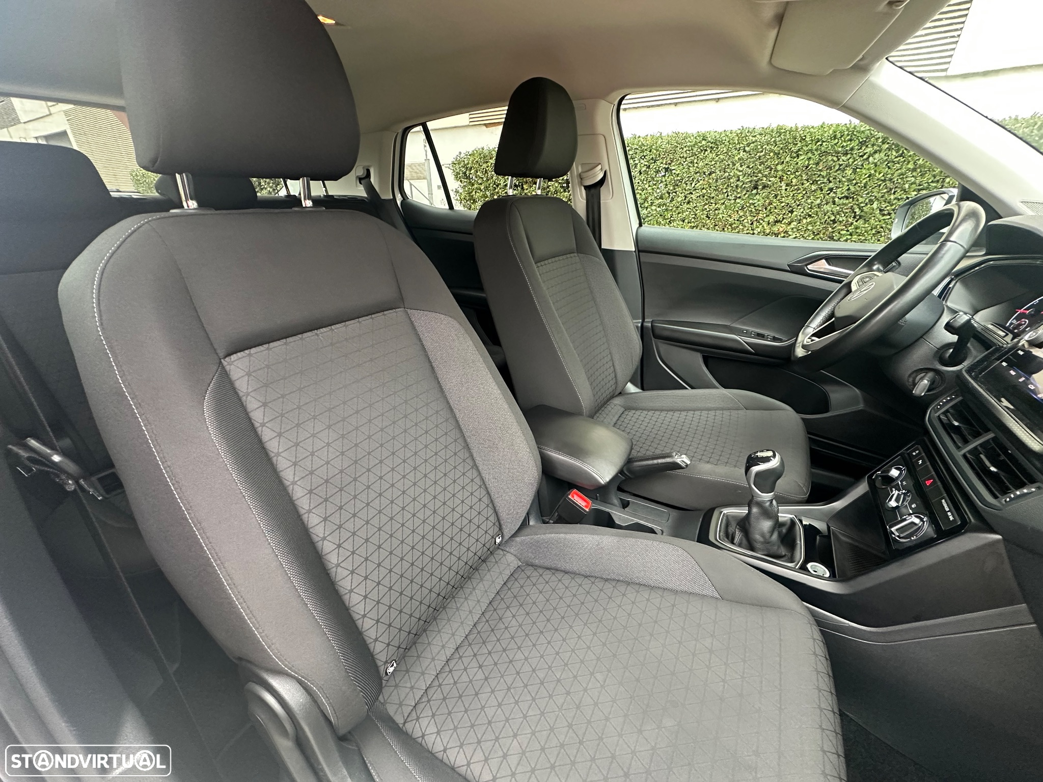 VW T-Cross 1.0 TSI Conceptline - 23