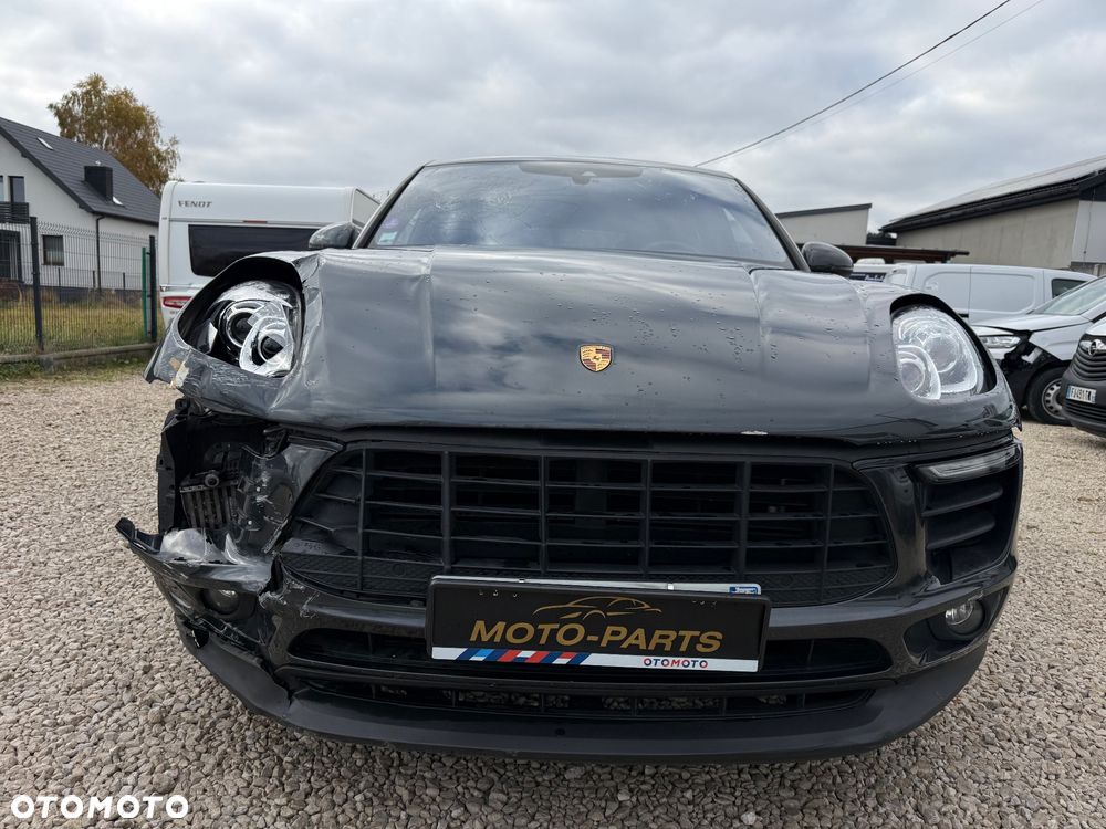 Porsche Macan S - 25
