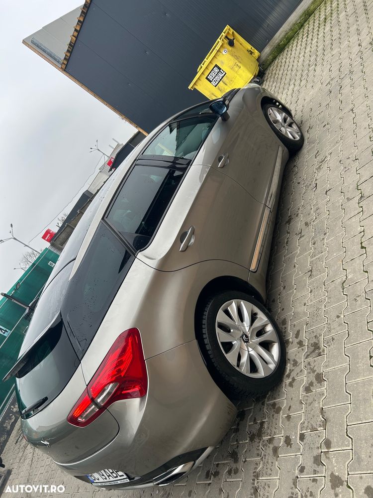 Citroën DS5 2.0 HDI BVM6 So Chic - 2