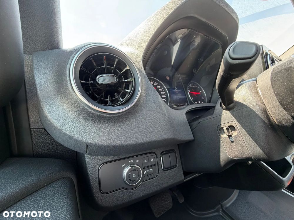 Mercedes-Benz Sprinter 519 - 15