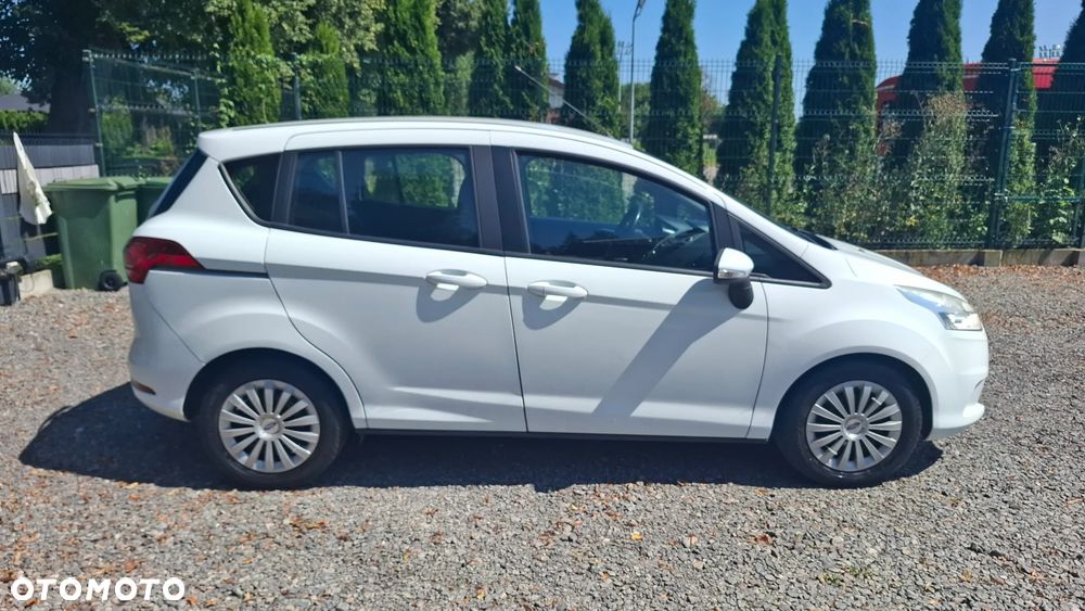 Peugeot 207 1.4 16V Trendy - 6