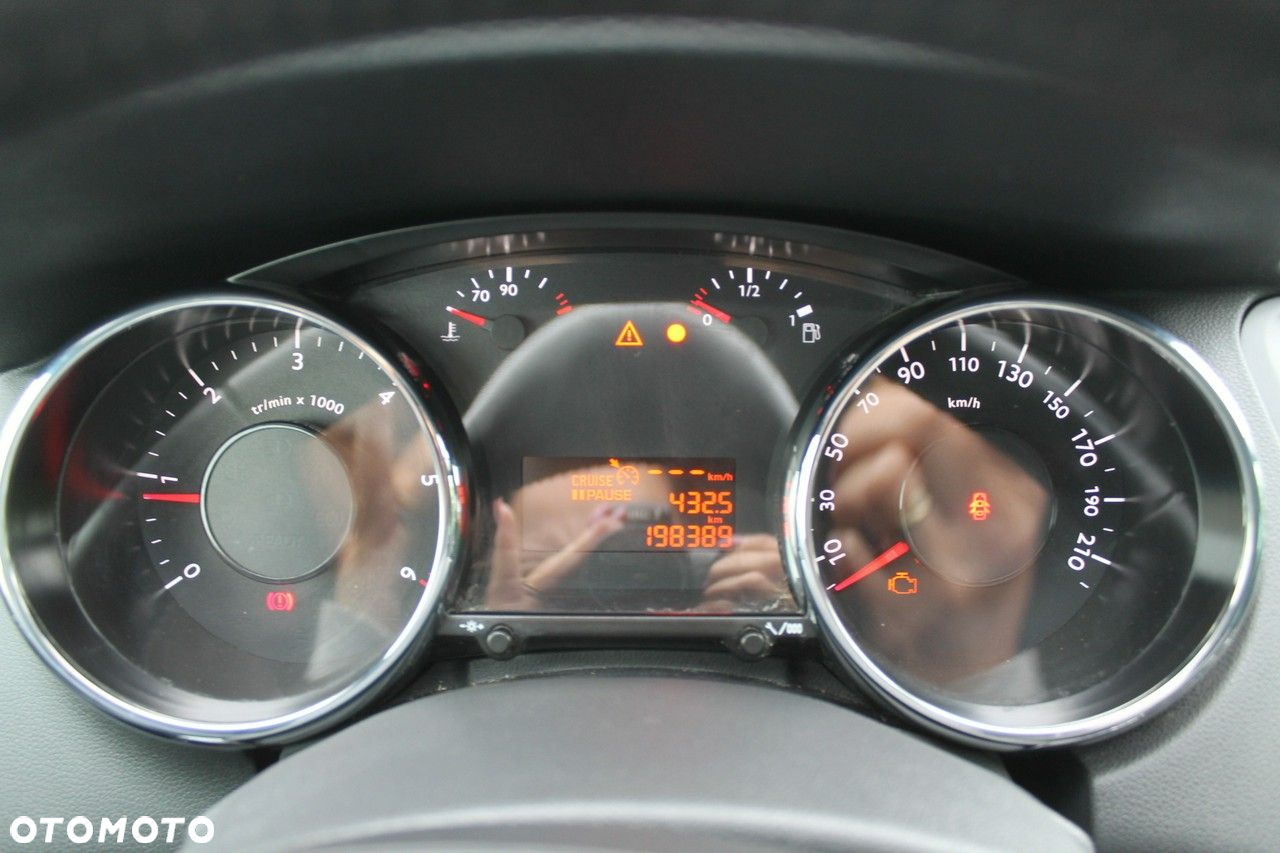 Peugeot 5008 - 14