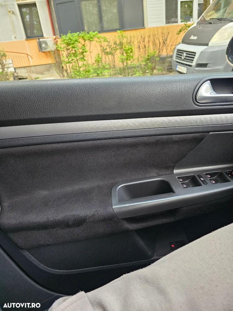 Volkswagen Golf 1.6 Comfortline - 8