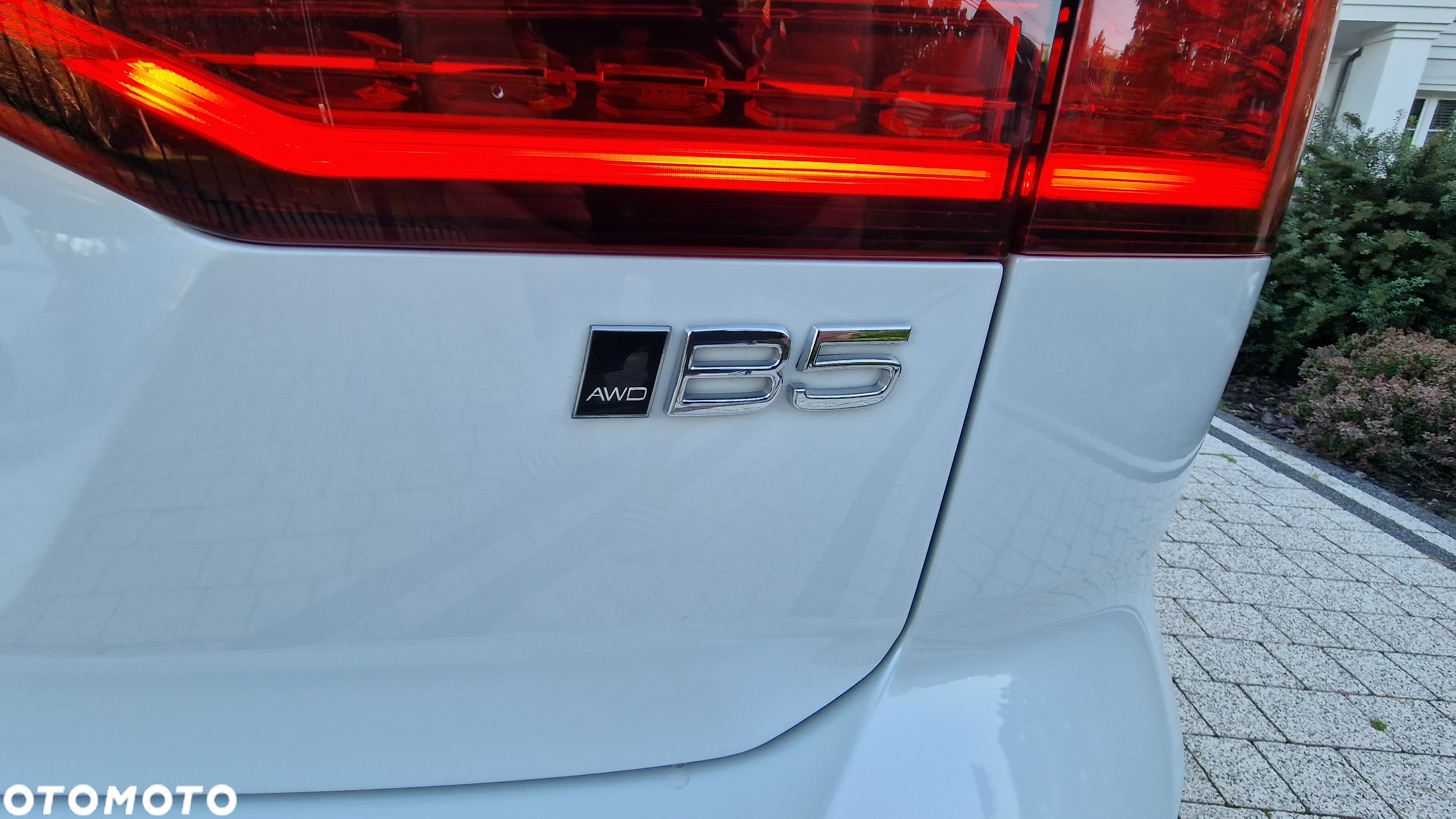 Volvo V60 Cross Country B5 B AWD Plus - 6
