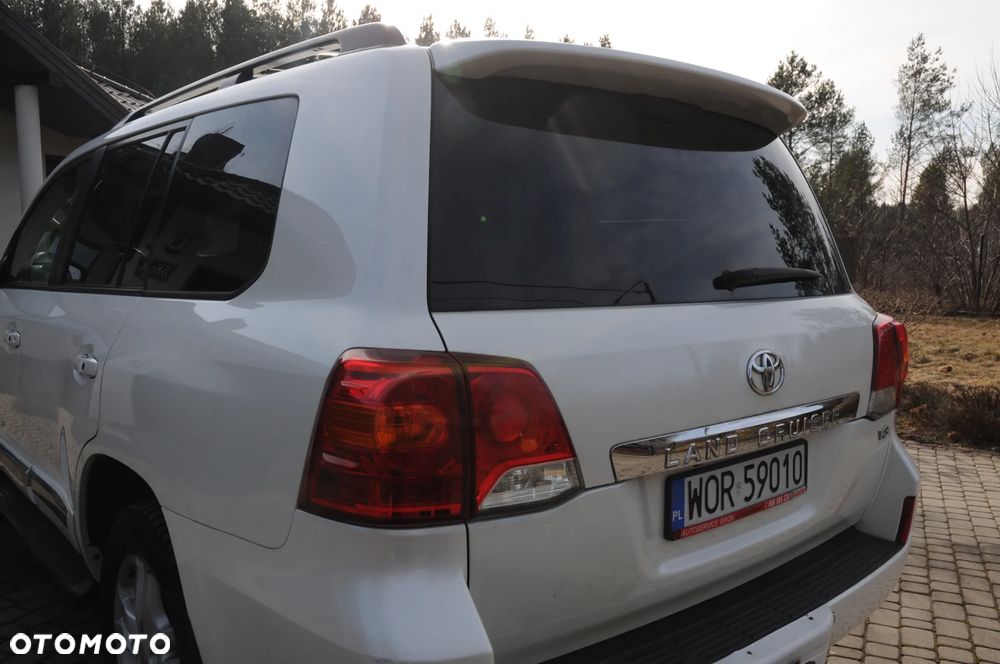 Toyota Land Cruiser - 6