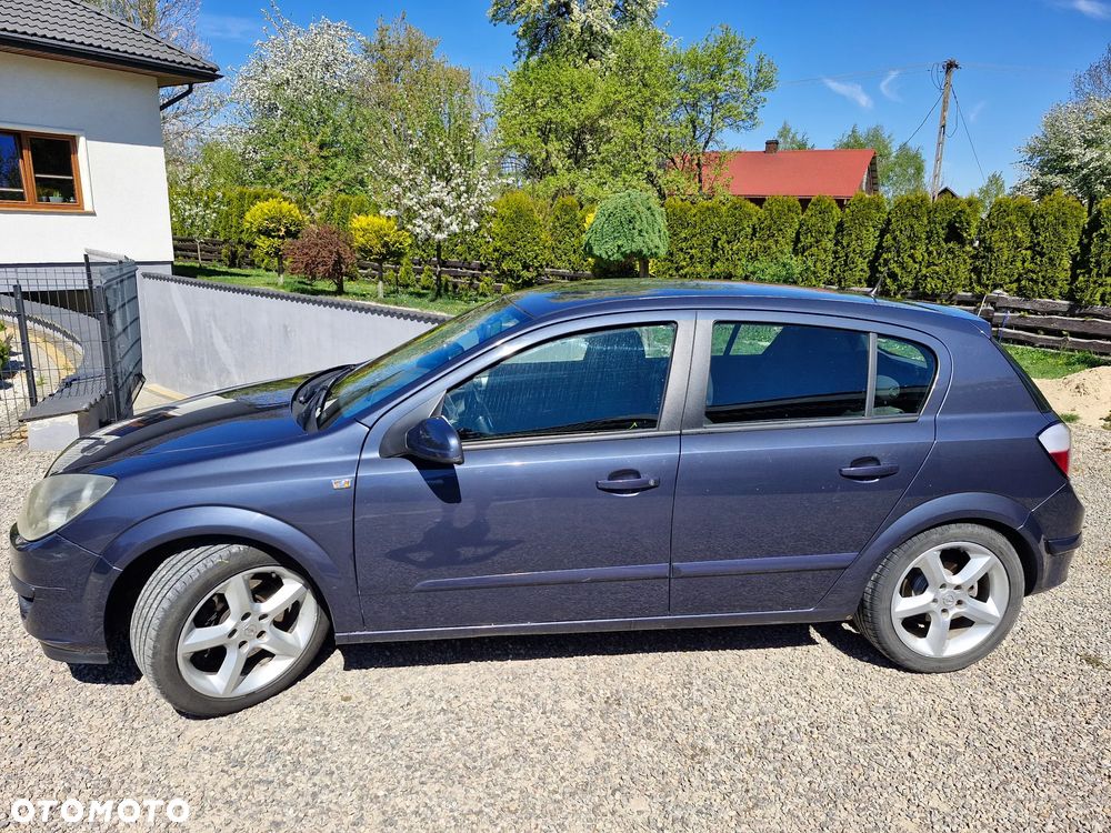 Opel Astra - 2