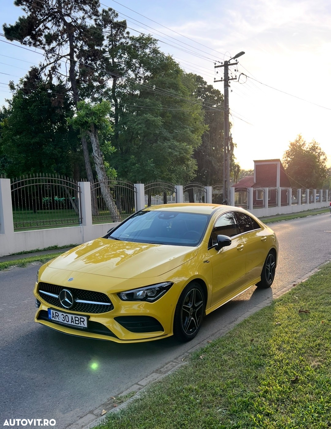 Mercedes-Benz CLA 220 4MATIC Coupe - 2