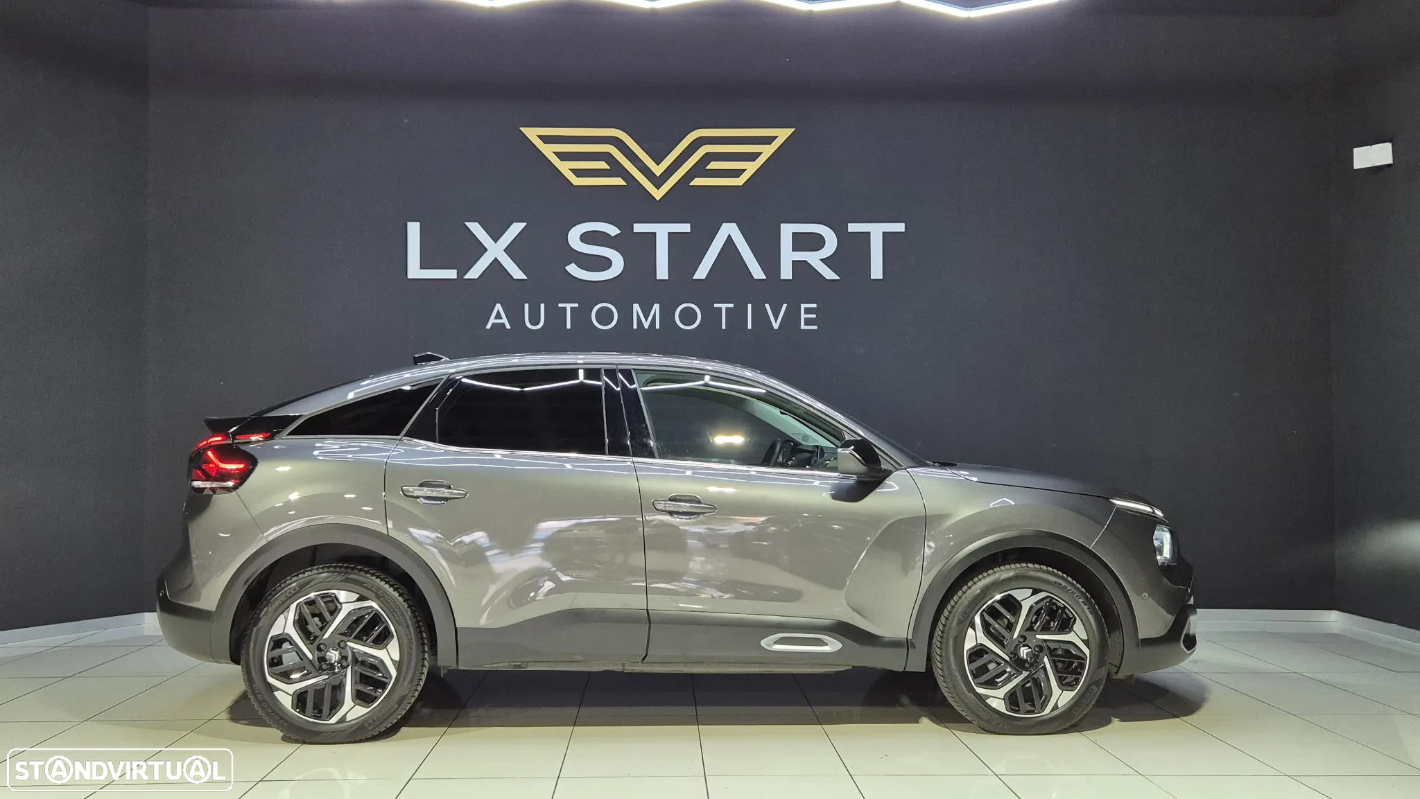 Citroën C4 PureTech 130 Stop&Start EAT8 SHINE - 7