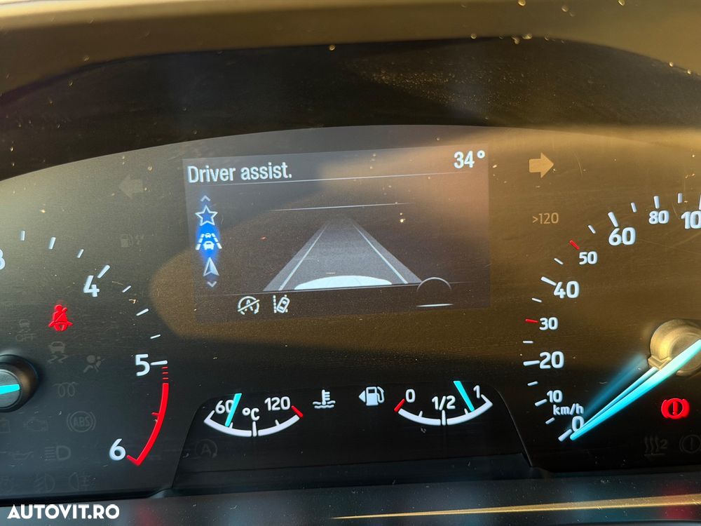 FORD Focus 2023 — imagine 17