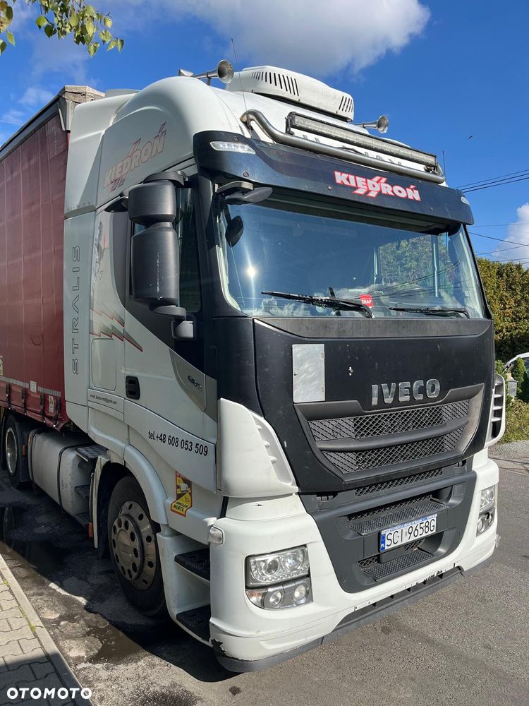Iveco Stralis Hi-Way - 1