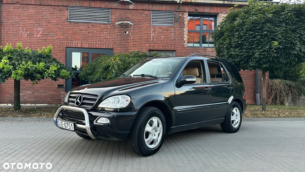 Mercedes-Benz ML - 26