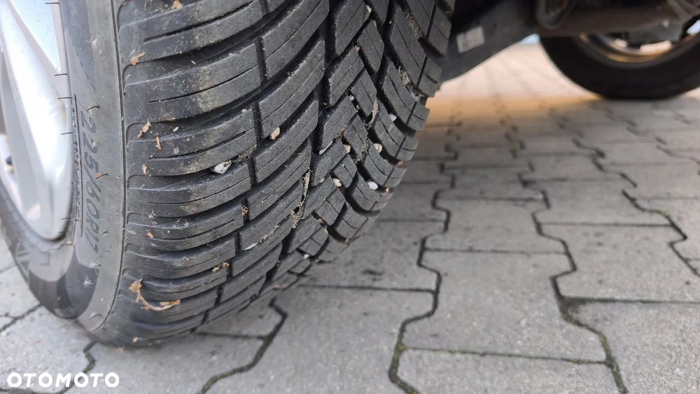 Hyundai Tucson blue 1.7 CRDi 2WD DCT Passion Plus - 26