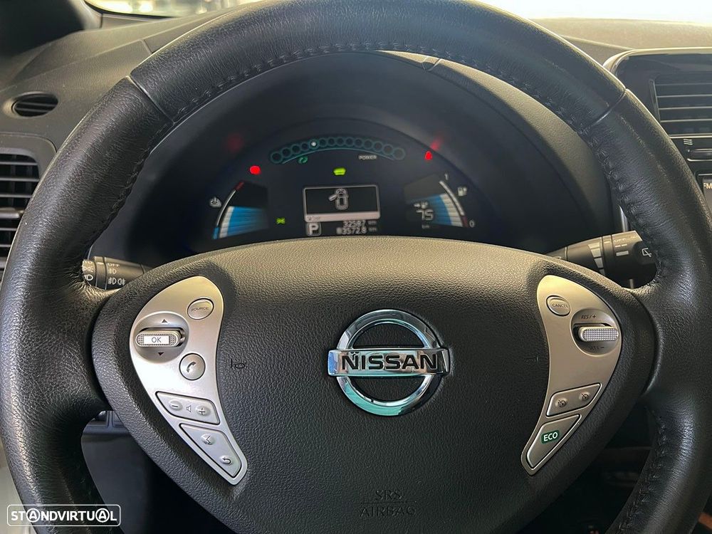 Nissan Leaf 24 kWh (c/ Bateria) Acenta - 18