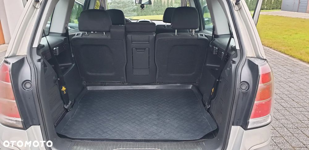 Opel Zafira 1.8 Enjoy - 14