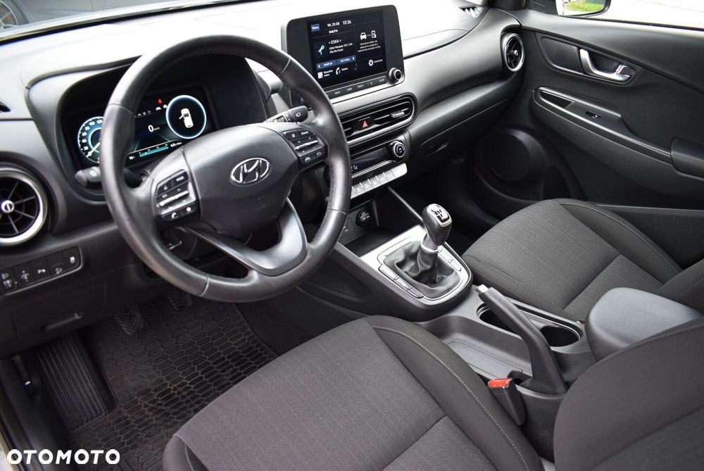Hyundai Kona - 11