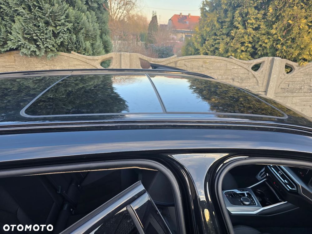 BMW Seria 3 320e M Sport - 21