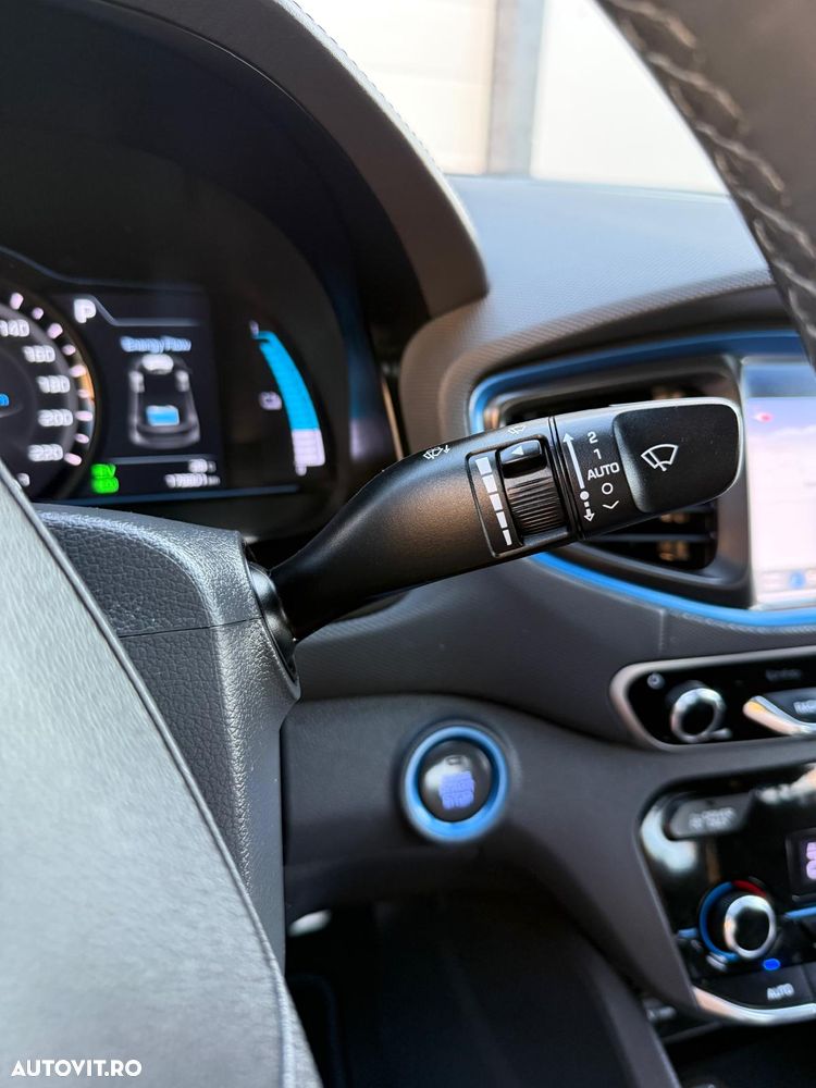 Hyundai IONIQ 1.6 141CP Exclusive - 25