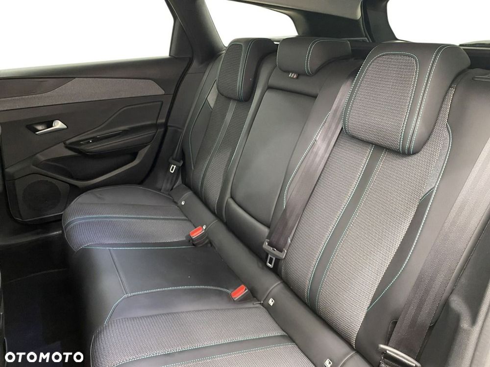Peugeot 308 BlueHDi 130 EAT8 Allure Pack - 15