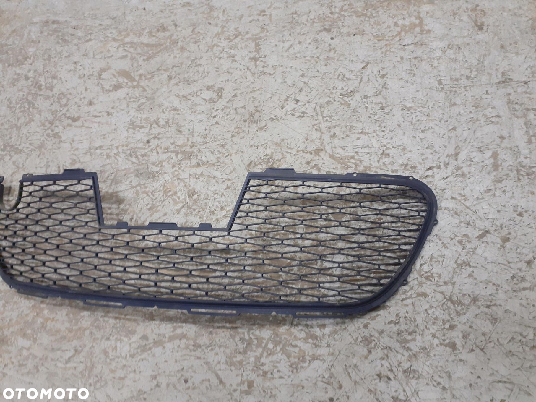 KRATKA ZDERZAKA ŚRODKOWA SEAT LEON II MS DESIGN 1PL653667 - 3
